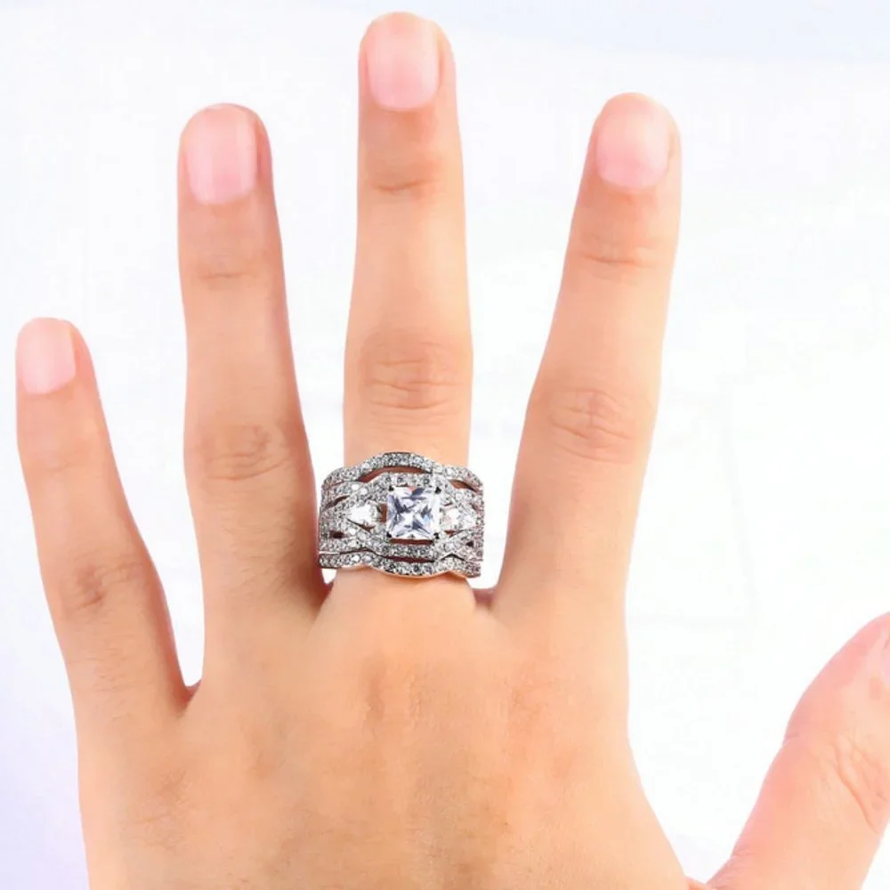 *NEW 18K White Gold Princess Cut Diamond 3PC Ring
